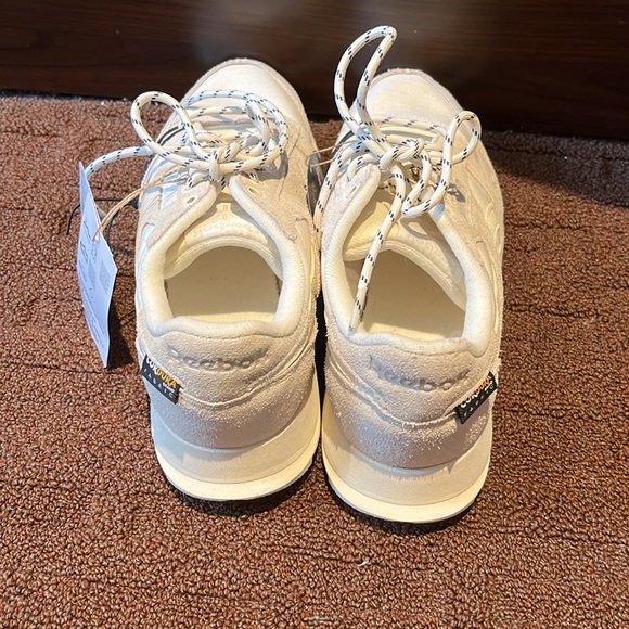 Reebok brand new running shoes - Picture 7 of 9